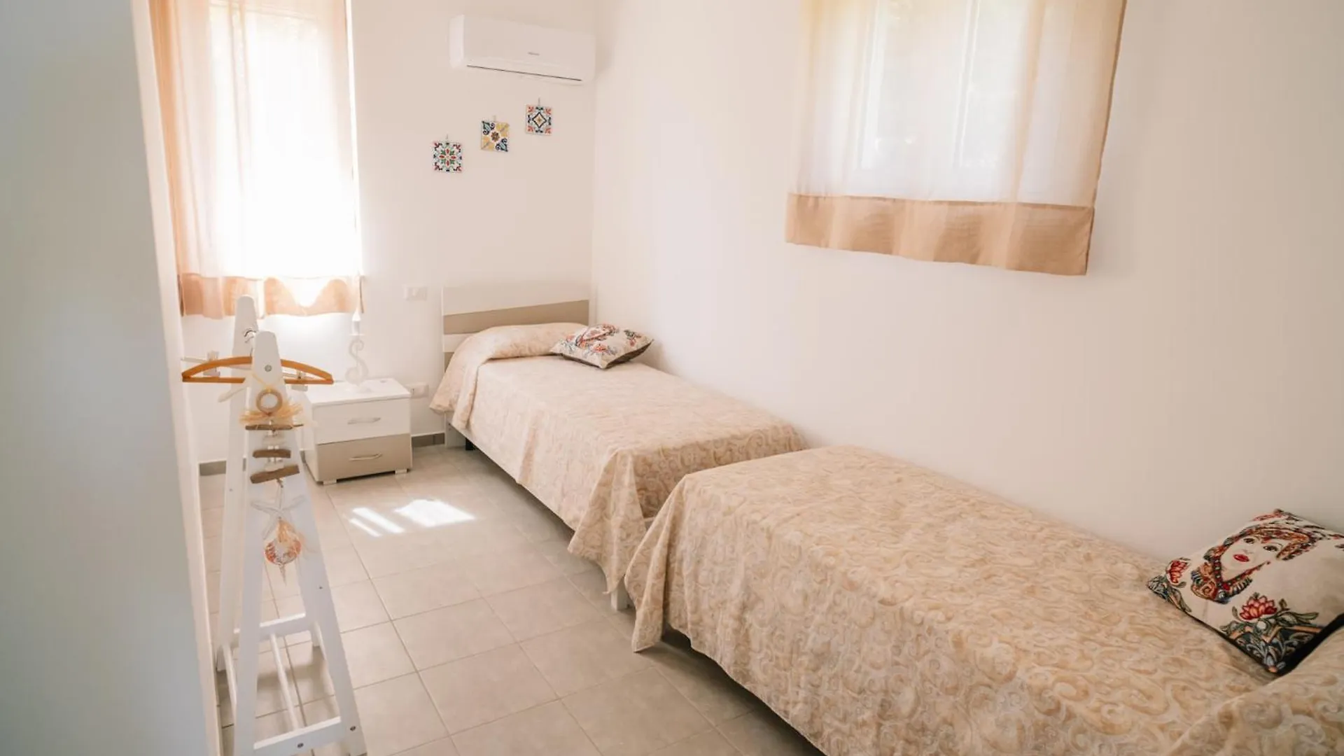 Holiday home Casa Vacanze Verdemare Caronia