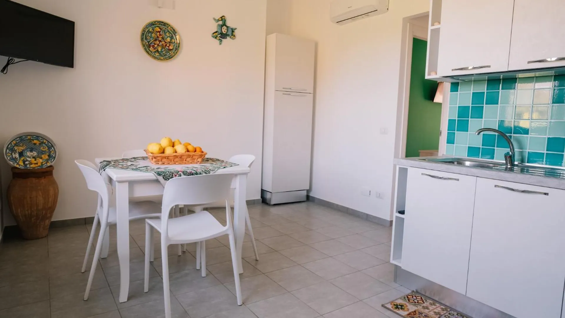 Casa Vacanze Verdemare Caronia 0*,